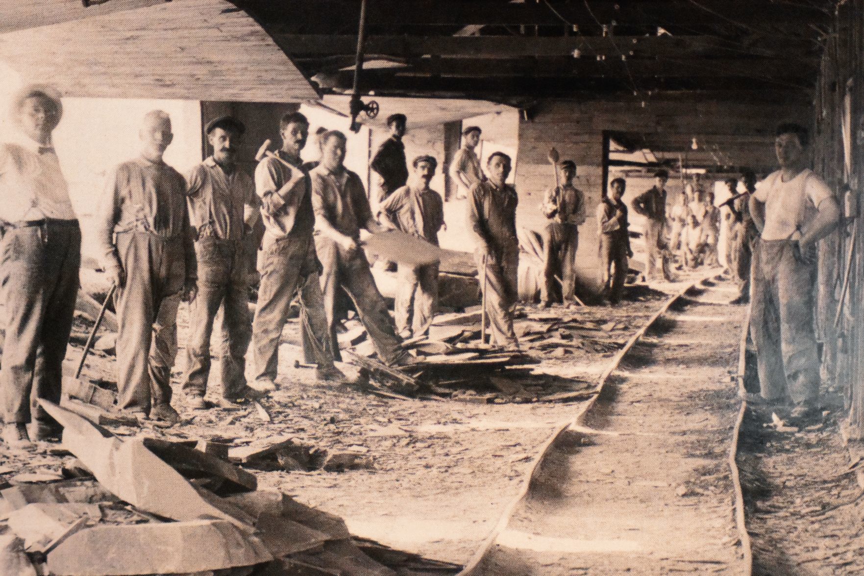 Slate workers
